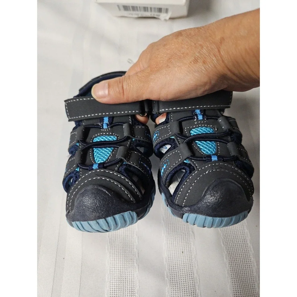 Apakowa Kid's boySoft Sole Close Toe sport sandals toddler little kid  blue US 7